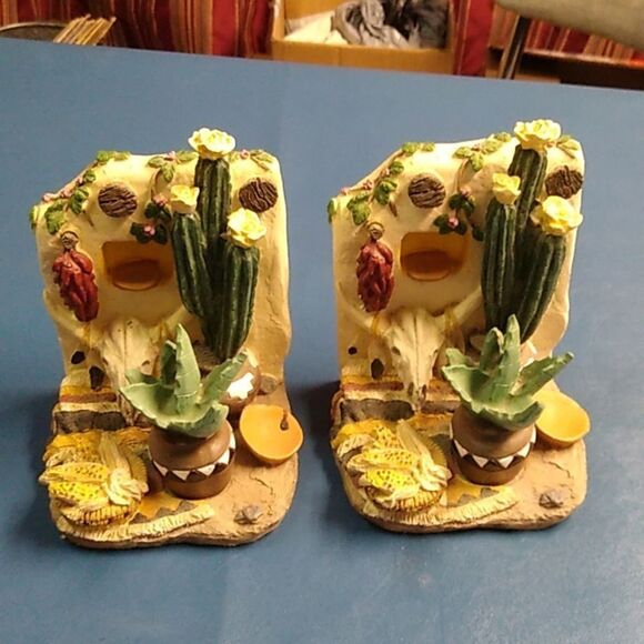 Cactus and Succulent Bookends HEAVY Southwest Skull - Picture 2 of 8